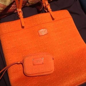 Micheal Kors tote and coin purse